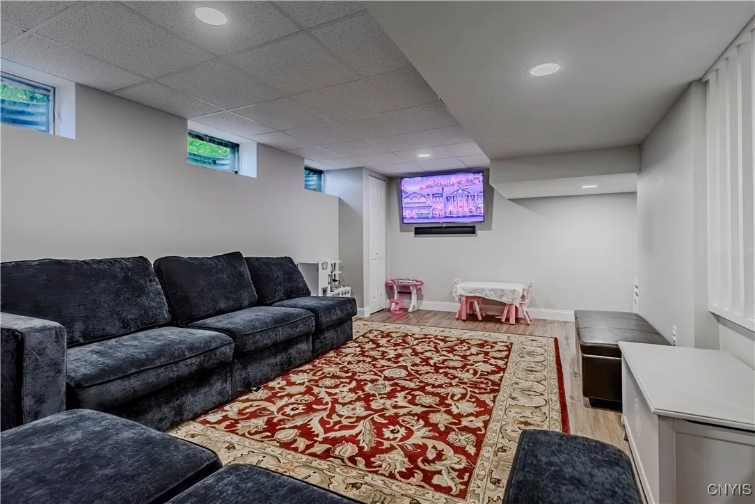 131 Coventry Place, Kirkland, New York 13323, Kirkland, New York 13323, 5 Bedrooms Bedrooms, 12 Rooms Rooms,3 BathroomsBathrooms,Residential,Closed,131 Coventry Place, Kirkland, New York 13323,0,S1632058