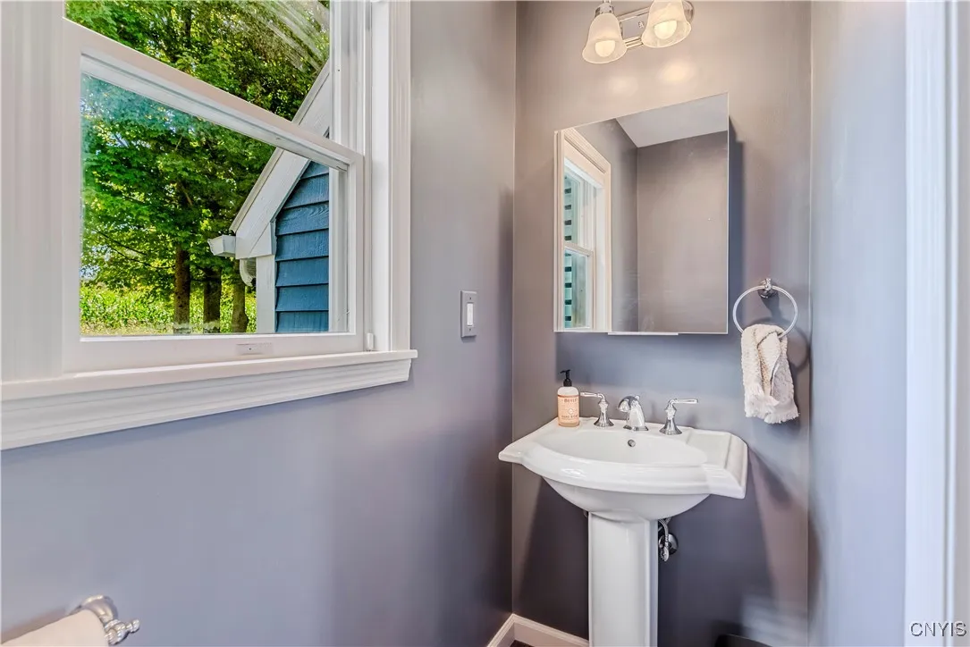 131 Coventry Place, Kirkland, New York 13323, Kirkland, New York 13323, 5 Bedrooms Bedrooms, 12 Rooms Rooms,3 BathroomsBathrooms,Residential,Closed,131 Coventry Place, Kirkland, New York 13323,0,S1632058