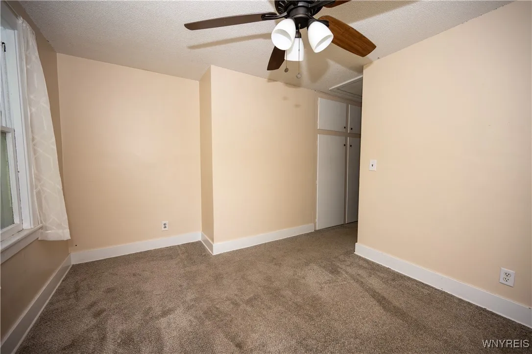 5557 Seneca Street, West Seneca, New York 14224, West Seneca, New York 14224, 5 Bedrooms Bedrooms, ,2 BathroomsBathrooms,Residential,For Sale,5557 Seneca Street, West Seneca, New York 14224,B1632293
