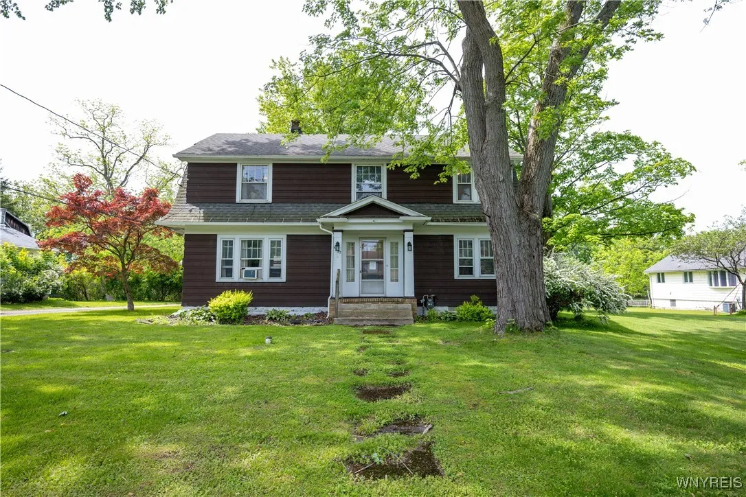 5557 Seneca Street, West Seneca, New York 14224, West Seneca, New York 14224, 5 Bedrooms Bedrooms, ,2 BathroomsBathrooms,Residential,For Sale,5557 Seneca Street, West Seneca, New York 14224,B1632293