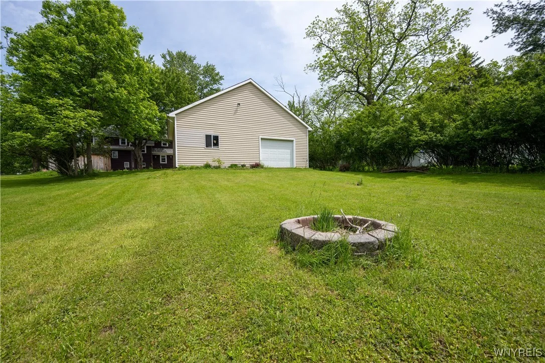 5557 Seneca Street, West Seneca, New York 14224, West Seneca, New York 14224, 5 Bedrooms Bedrooms, ,2 BathroomsBathrooms,Residential,For Sale,5557 Seneca Street, West Seneca, New York 14224,B1632293
