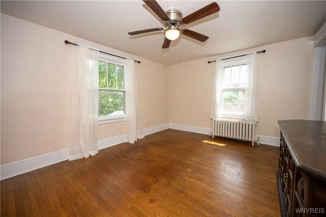 5557 Seneca Street, West Seneca, New York 14224, West Seneca, New York 14224, 5 Bedrooms Bedrooms, ,2 BathroomsBathrooms,Residential,For Sale,5557 Seneca Street, West Seneca, New York 14224,B1632293