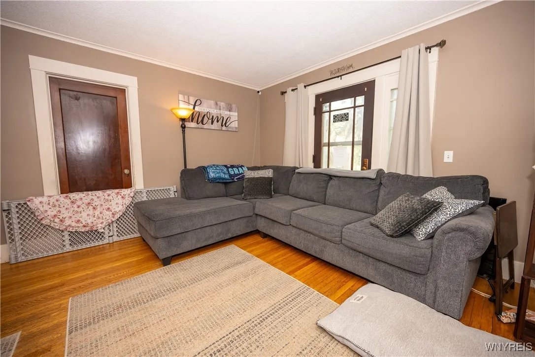 5557 Seneca Street, West Seneca, New York 14224, West Seneca, New York 14224, 5 Bedrooms Bedrooms, ,2 BathroomsBathrooms,Residential,For Sale,5557 Seneca Street, West Seneca, New York 14224,B1632293