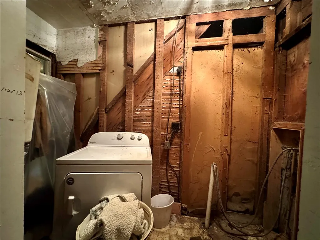 3377 Cory Hill Road, Marion, New York 14505, Marion, New York 14505, 4 Bedrooms Bedrooms, 9 Rooms Rooms,1 BathroomBathrooms,Residential,Closed,3377 Cory Hill Road, Marion, New York 14505,0,R1632358