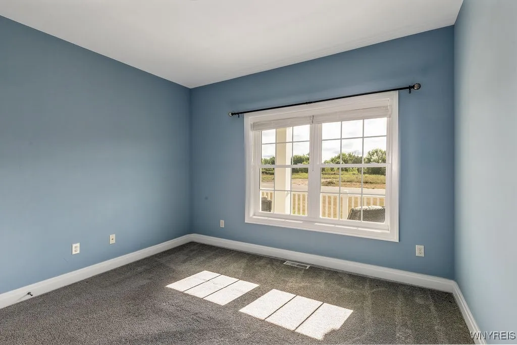 Lockport Town, New York 14094, 3 Bedrooms Bedrooms, 8 Rooms Rooms,2 BathroomsBathrooms,Residential,Closed,0,B1632289