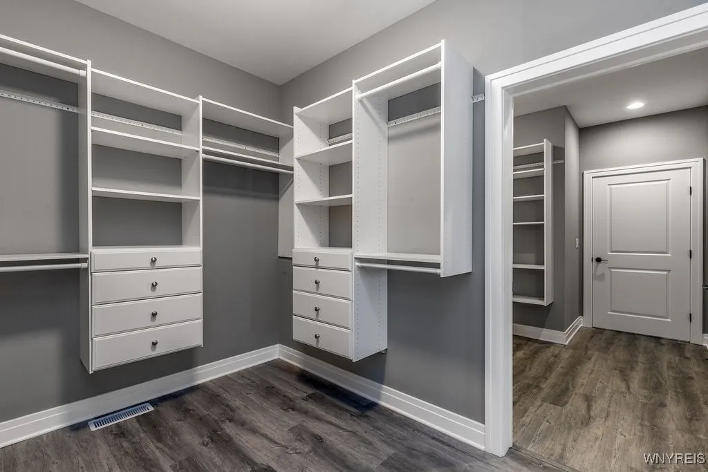 Lockport Town, New York 14094, 3 Bedrooms Bedrooms, 8 Rooms Rooms,2 BathroomsBathrooms,Residential,Closed,0,B1632289