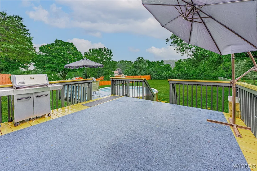 5466 Niagara Street Extension, Lockport Town, New, Lockport Town, New York 14094, 3 Bedrooms Bedrooms, 8 Rooms Rooms,1 BathroomBathrooms,Residential,Closed,5466 Niagara Street Extension, Lockport Town, New ,0,B1631752