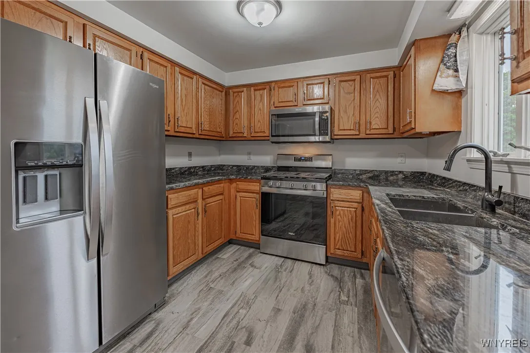 5466 Niagara Street Extension, Lockport Town, New, Lockport Town, New York 14094, 3 Bedrooms Bedrooms, 8 Rooms Rooms,1 BathroomBathrooms,Residential,Closed,5466 Niagara Street Extension, Lockport Town, New ,0,B1631752
