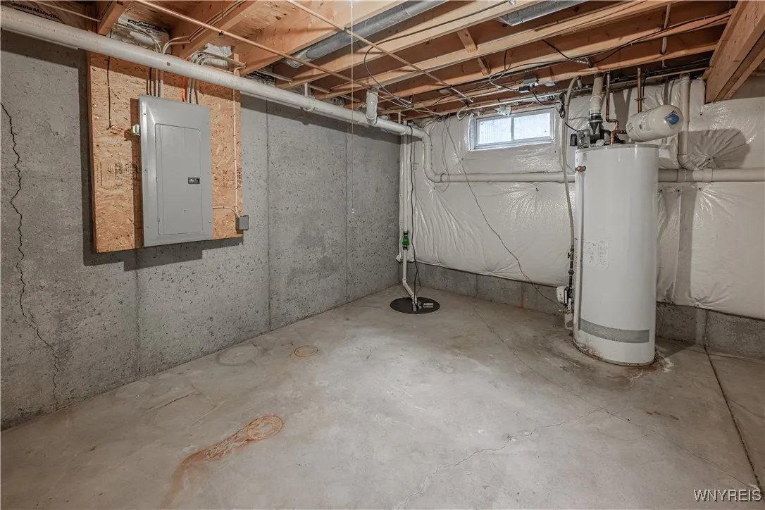 5466 Niagara Street Extension, Lockport Town, New, Lockport Town, New York 14094, 3 Bedrooms Bedrooms, 8 Rooms Rooms,1 BathroomBathrooms,Residential,Closed,5466 Niagara Street Extension, Lockport Town, New ,0,B1631752