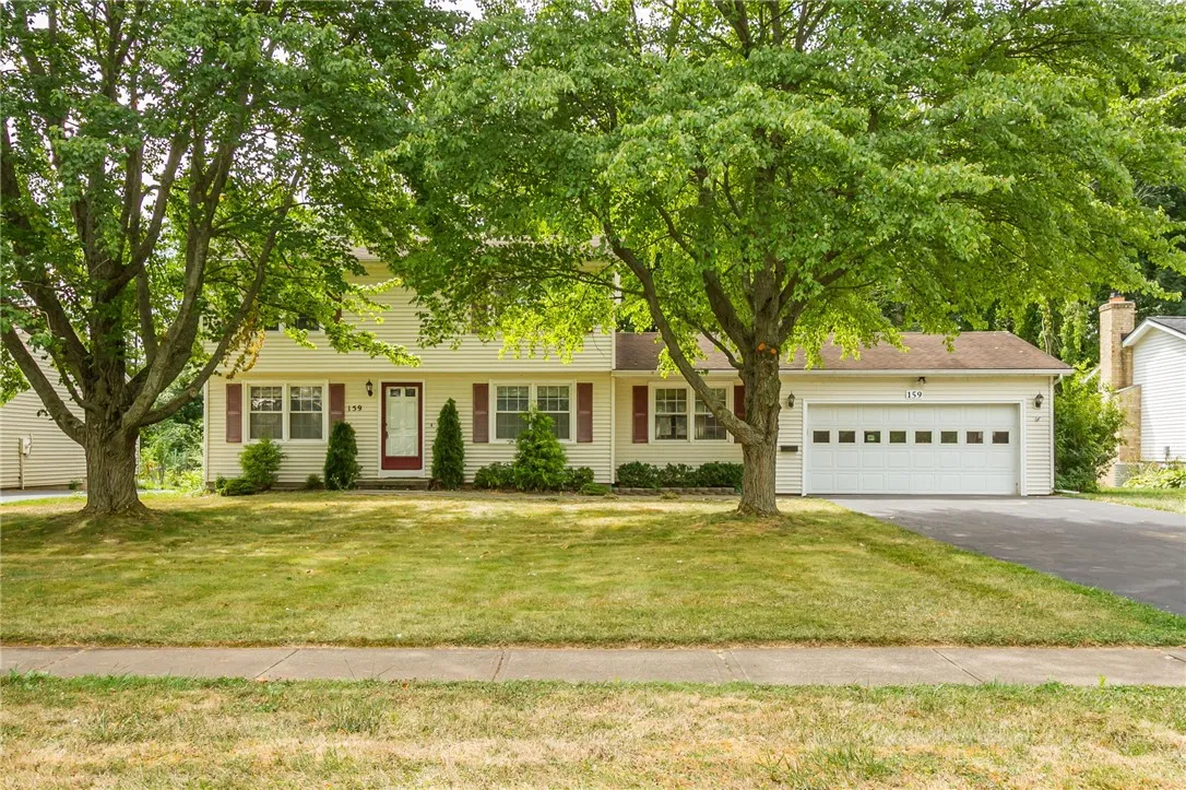 159 Charit Way, Greece, New York 14626, Greece, New York 14626, 3 Bedrooms Bedrooms, 7 Rooms Rooms,1 BathroomBathrooms,Residential,Closed,159 Charit Way, Greece, New York 14626,0,R1632292