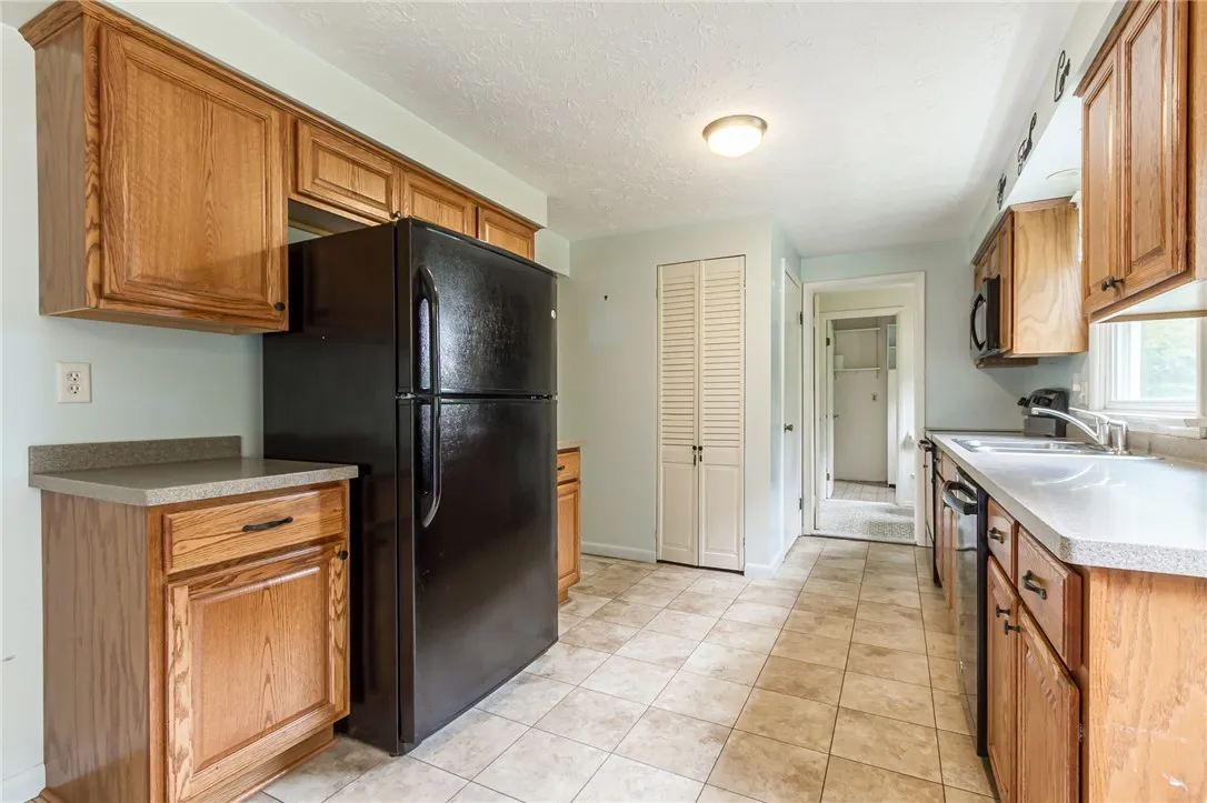 159 Charit Way, Greece, New York 14626, Greece, New York 14626, 3 Bedrooms Bedrooms, 7 Rooms Rooms,1 BathroomBathrooms,Residential,Closed,159 Charit Way, Greece, New York 14626,0,R1632292