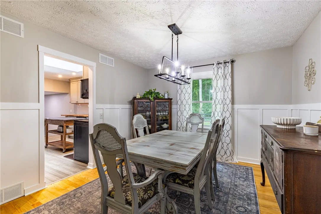 725 Gasberry Lane, Webster, New York 14580, Webster, New York 14580, 4 Bedrooms Bedrooms, 9 Rooms Rooms,1 BathroomBathrooms,Residential,Closed,725 Gasberry Lane, Webster, New York 14580,0,R1632206