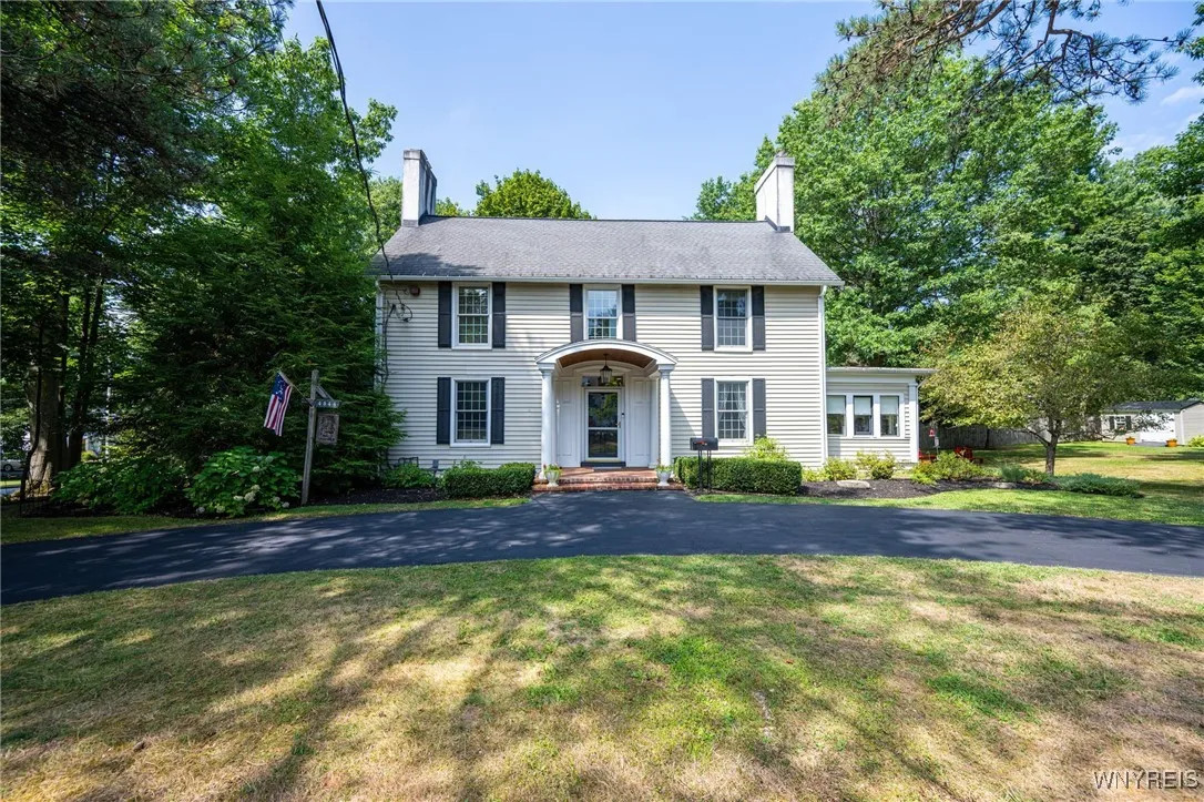 4344 Freeman Road, Orchard Park, New York 14127, Orchard Park, New York 14127, 5 Bedrooms Bedrooms, 12 Rooms Rooms,2 BathroomsBathrooms,Residential,Closed,4344 Freeman Road, Orchard Park, New York 14127,0,B1631349