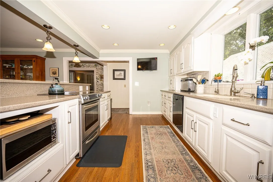 4344 Freeman Road, Orchard Park, New York 14127, Orchard Park, New York 14127, 5 Bedrooms Bedrooms, 12 Rooms Rooms,2 BathroomsBathrooms,Residential,Closed,4344 Freeman Road, Orchard Park, New York 14127,0,B1631349