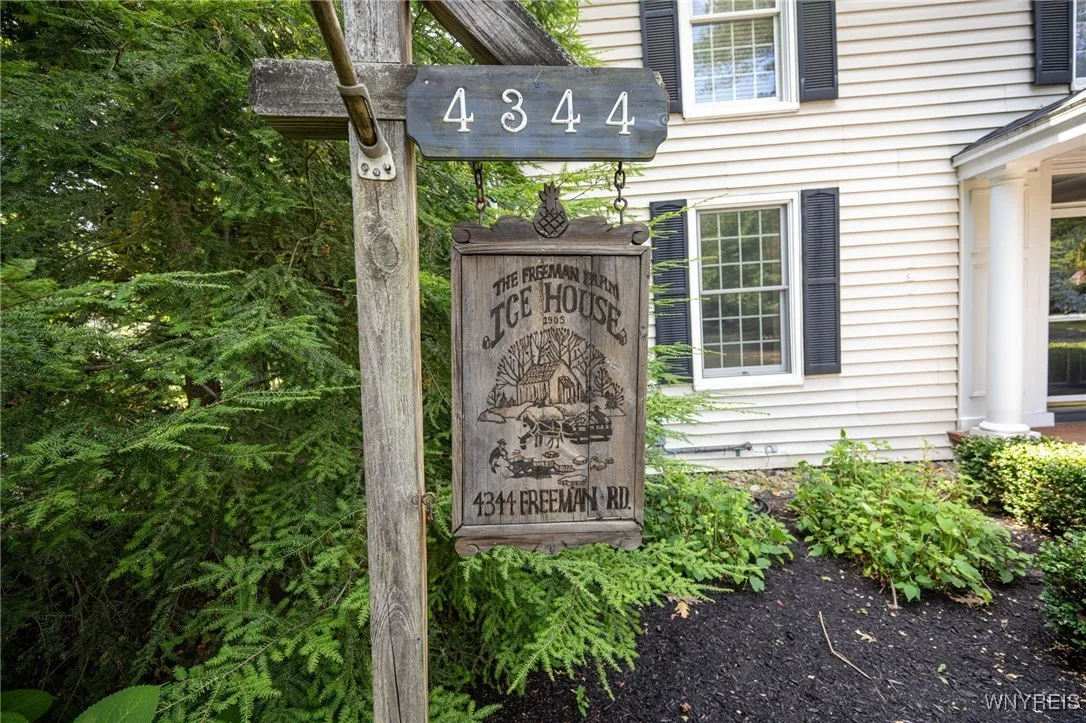4344 Freeman Road, Orchard Park, New York 14127, Orchard Park, New York 14127, 5 Bedrooms Bedrooms, 12 Rooms Rooms,2 BathroomsBathrooms,Residential,Closed,4344 Freeman Road, Orchard Park, New York 14127,0,B1631349
