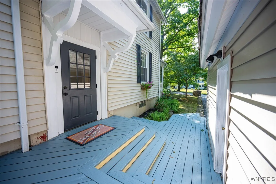 4344 Freeman Road, Orchard Park, New York 14127, Orchard Park, New York 14127, 5 Bedrooms Bedrooms, 12 Rooms Rooms,2 BathroomsBathrooms,Residential,Closed,4344 Freeman Road, Orchard Park, New York 14127,0,B1631349