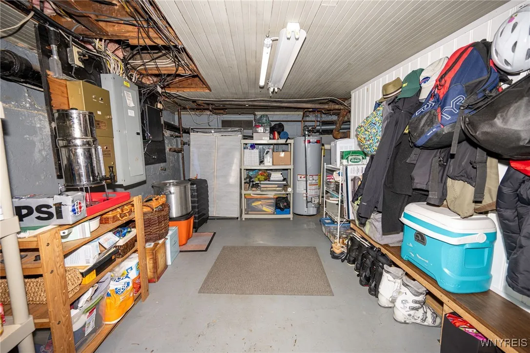 4344 Freeman Road, Orchard Park, New York 14127, Orchard Park, New York 14127, 5 Bedrooms Bedrooms, 12 Rooms Rooms,2 BathroomsBathrooms,Residential,Closed,4344 Freeman Road, Orchard Park, New York 14127,0,B1631349