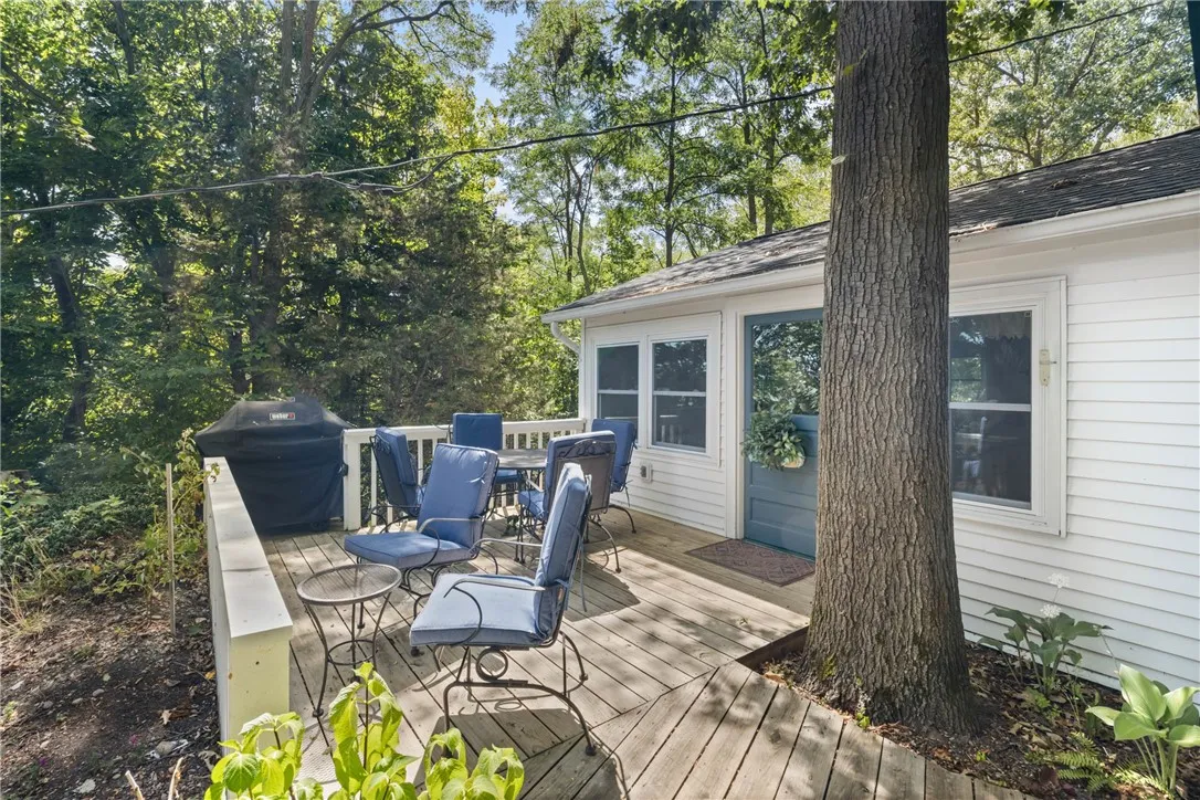 Great entertaining and relaxing area