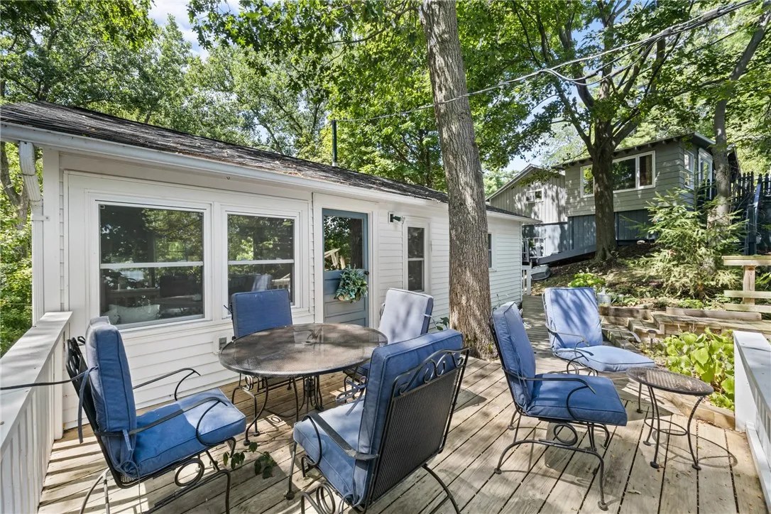 Great entertaining and relaxing area