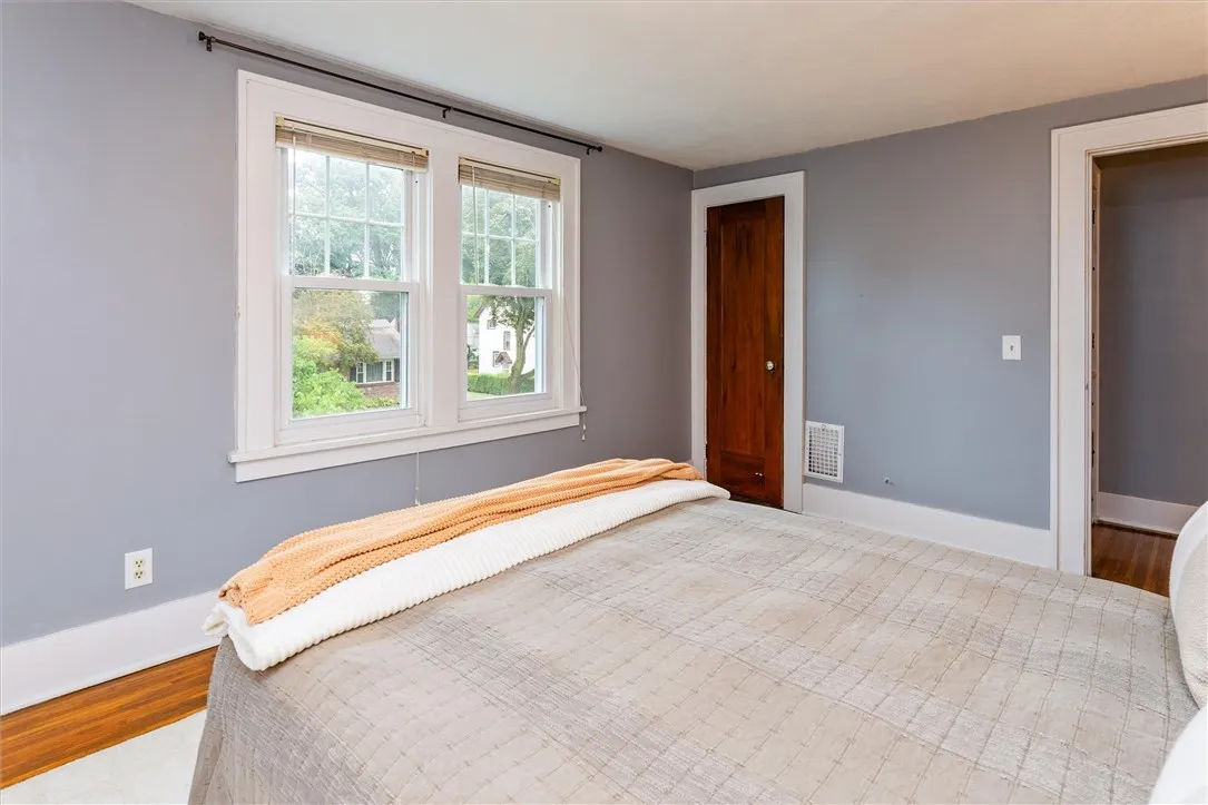 593 Laurelton Road, Irondequoit, New York 14609, Irondequoit, New York 14609, 3 Bedrooms Bedrooms, 8 Rooms Rooms,1 BathroomBathrooms,Residential,Closed,593 Laurelton Road, Irondequoit, New York 14609,0,R1632445
