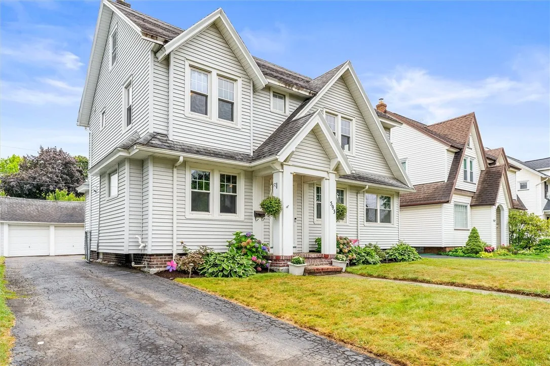 593 Laurelton Road, Irondequoit, New York 14609, Irondequoit, New York 14609, 3 Bedrooms Bedrooms, 8 Rooms Rooms,1 BathroomBathrooms,Residential,Closed,593 Laurelton Road, Irondequoit, New York 14609,0,R1632445