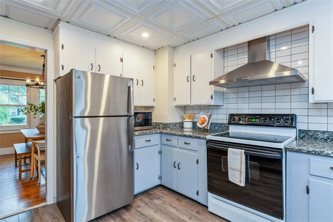 593 Laurelton Road, Irondequoit, New York 14609, Irondequoit, New York 14609, 3 Bedrooms Bedrooms, 8 Rooms Rooms,1 BathroomBathrooms,Residential,Closed,593 Laurelton Road, Irondequoit, New York 14609,0,R1632445