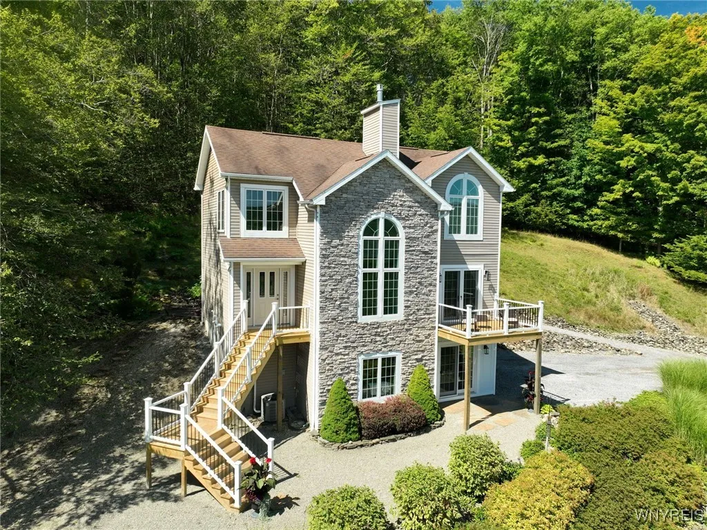 7341 Mountain Gate Road, Mansfield, New York 14731, Mansfield, New York 14731, 2 Bedrooms Bedrooms, 12 Rooms Rooms,2 BathroomsBathrooms,Residential,Closed,7341 Mountain Gate Road, Mansfield, New York 14731,0,B1630367