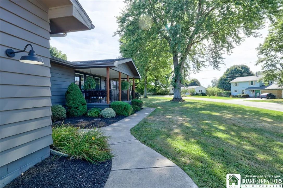 11 Valley View Drive, Carroll, New York 14738, Carroll, New York 14738, 4 Bedrooms Bedrooms, 8 Rooms Rooms,2 BathroomsBathrooms,Residential,Closed,11 Valley View Drive, Carroll, New York 14738,0,R1631814