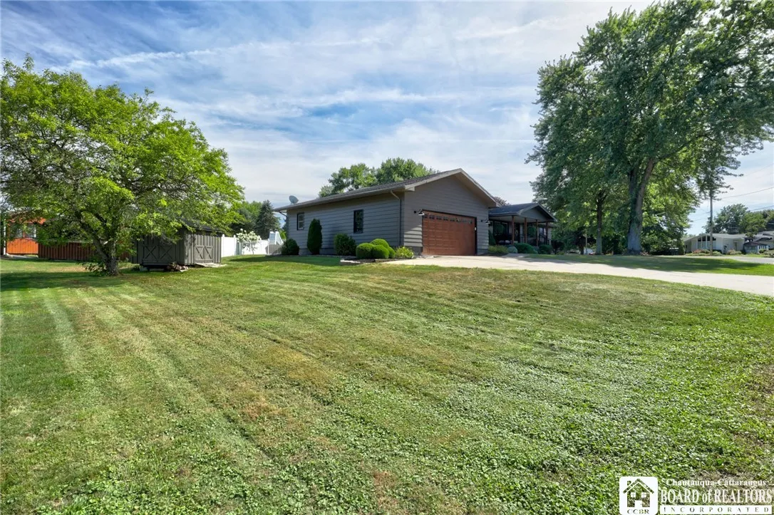 11 Valley View Drive, Carroll, New York 14738, Carroll, New York 14738, 4 Bedrooms Bedrooms, 8 Rooms Rooms,2 BathroomsBathrooms,Residential,Closed,11 Valley View Drive, Carroll, New York 14738,0,R1631814