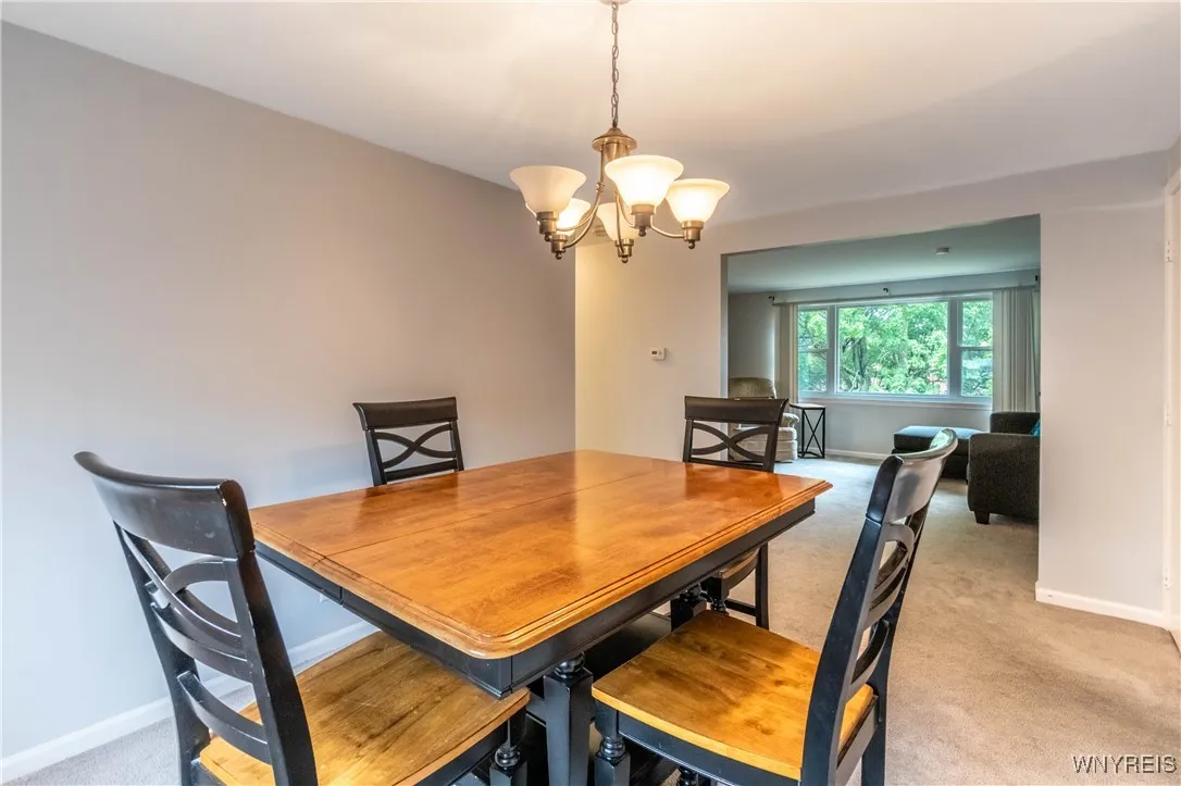 61 A Old Lyme Drive 2, Amherst, New York 14221, Amherst, New York 14221, 2 Bedrooms Bedrooms, 5 Rooms Rooms,1 BathroomBathrooms,Residential,Closed,61 A Old Lyme Drive 2, Amherst, New York 14221,0,B1631995