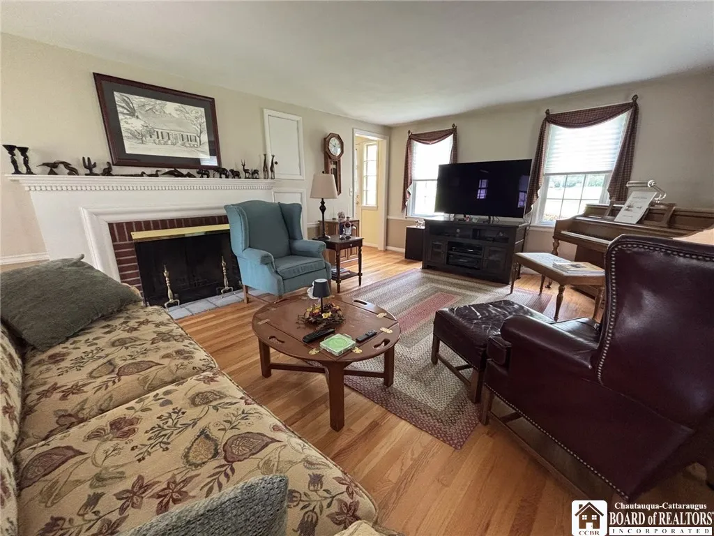 19 Hallock Street, Jamestown, New York 14701, Jamestown, New York 14701, 3 Bedrooms Bedrooms, 8 Rooms Rooms,1 BathroomBathrooms,Residential,Closed,19 Hallock Street, Jamestown, New York 14701,0,R1632247