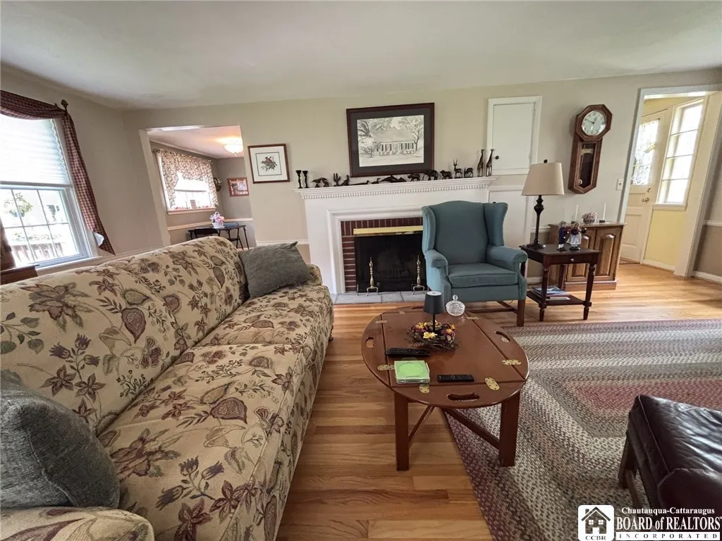 19 Hallock Street, Jamestown, New York 14701, Jamestown, New York 14701, 3 Bedrooms Bedrooms, 8 Rooms Rooms,1 BathroomBathrooms,Residential,Closed,19 Hallock Street, Jamestown, New York 14701,0,R1632247