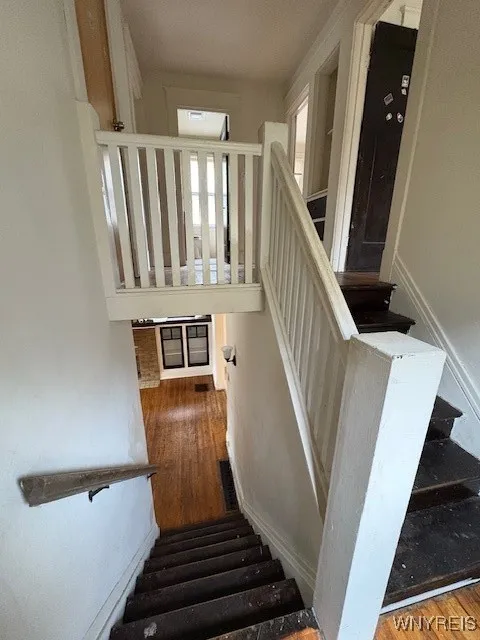 129 West Northrup Place North N, Buffalo, New York, Buffalo, New York 14214, 5 Bedrooms Bedrooms, 8 Rooms Rooms,2 BathroomsBathrooms,Residential,For Sale,129 West Northrup Place North N, Buffalo, New York,B1632152
