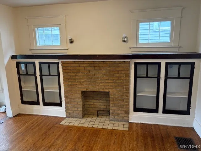 129 West Northrup Place North N, Buffalo, New York, Buffalo, New York 14214, 5 Bedrooms Bedrooms, 8 Rooms Rooms,2 BathroomsBathrooms,Residential,For Sale,129 West Northrup Place North N, Buffalo, New York,B1632152