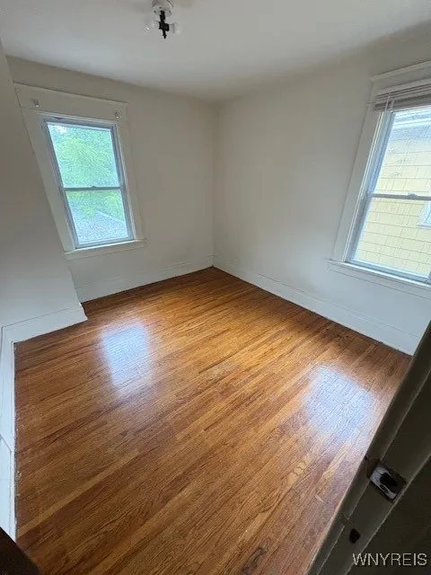 129 West Northrup Place North N, Buffalo, New York, Buffalo, New York 14214, 5 Bedrooms Bedrooms, 8 Rooms Rooms,2 BathroomsBathrooms,Residential,For Sale,129 West Northrup Place North N, Buffalo, New York,B1632152