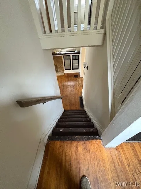 129 West Northrup Place North N, Buffalo, New York, Buffalo, New York 14214, 5 Bedrooms Bedrooms, 8 Rooms Rooms,2 BathroomsBathrooms,Residential,For Sale,129 West Northrup Place North N, Buffalo, New York,B1632152