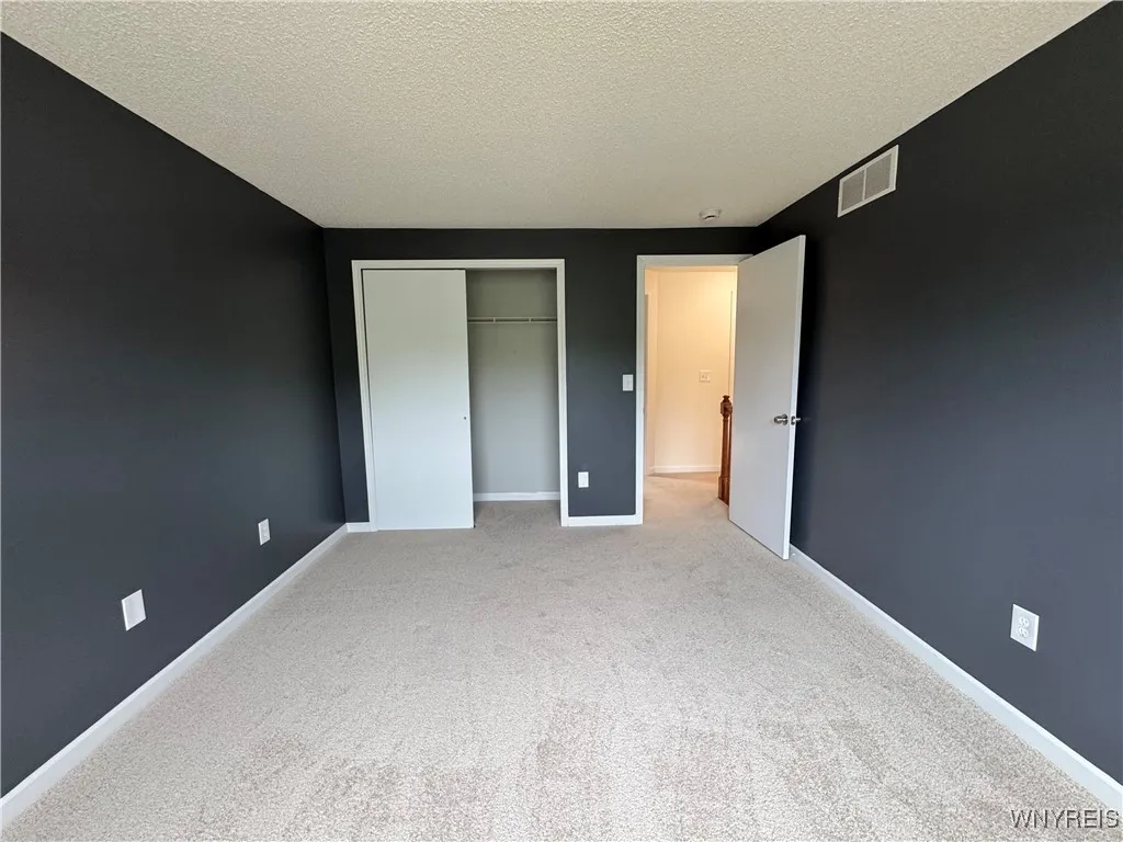 22 Miller Road, Amherst, New York 14068, Amherst, New York 14068, 3 Bedrooms Bedrooms, 11 Rooms Rooms,2 BathroomsBathrooms,Residential,Closed,22 Miller Road, Amherst, New York 14068,0,B1632443