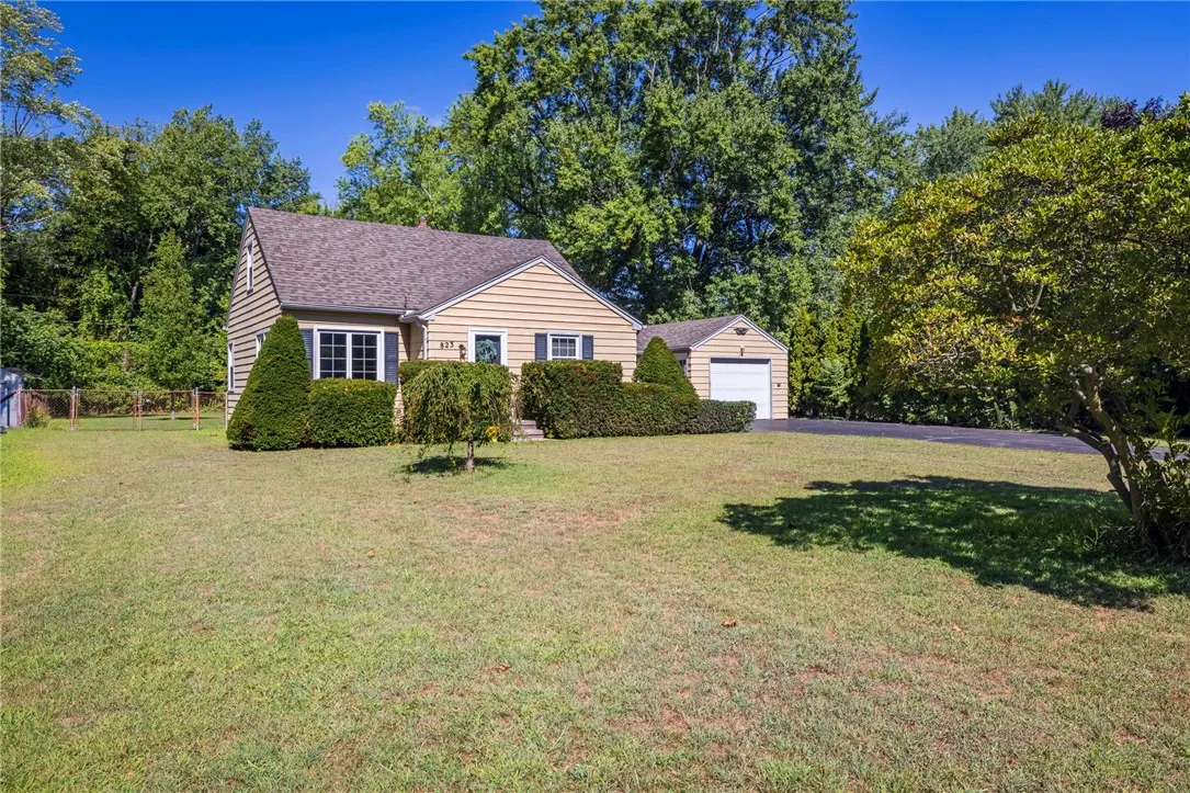 823 Chestnut Bnd, Webster, New York 14580, Webster, New York 14580, 4 Bedrooms Bedrooms, 6 Rooms Rooms,2 BathroomsBathrooms,Residential,Closed,823 Chestnut Bnd, Webster, New York 14580,0,R1631052
