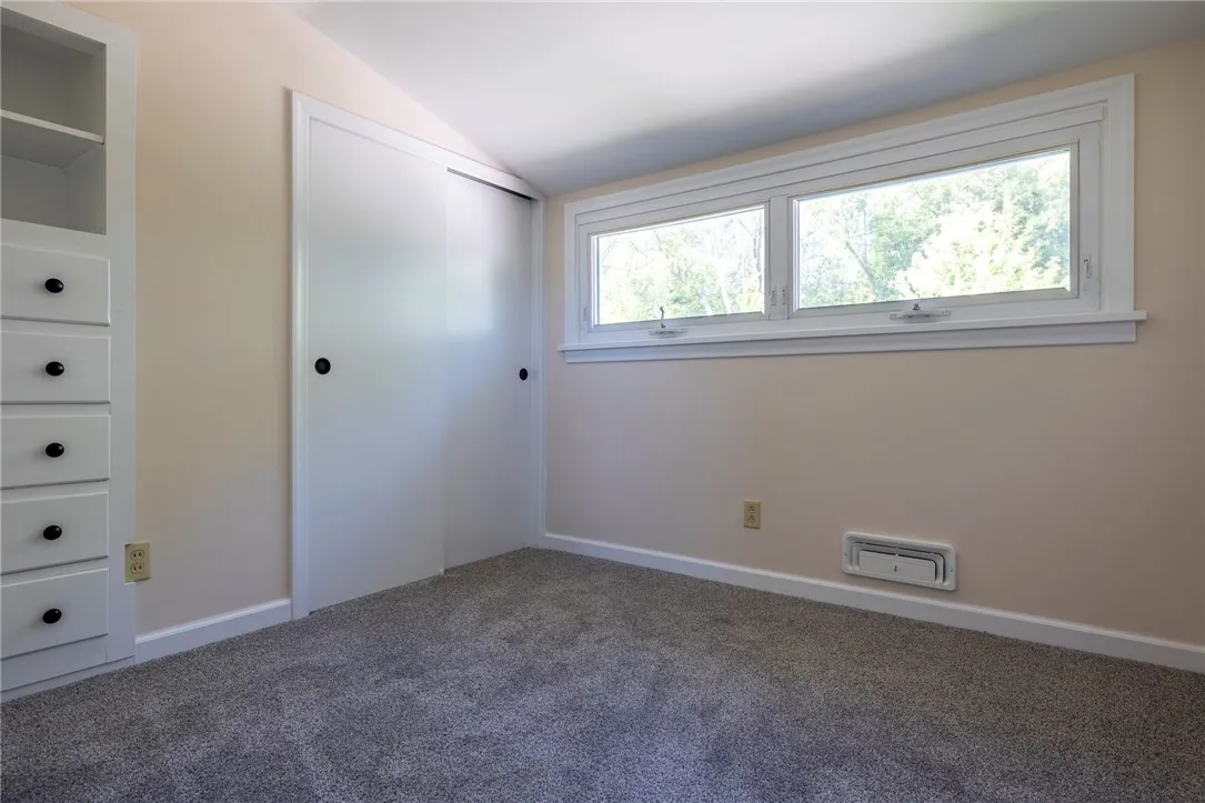 823 Chestnut Bnd, Webster, New York 14580, Webster, New York 14580, 4 Bedrooms Bedrooms, 6 Rooms Rooms,2 BathroomsBathrooms,Residential,Closed,823 Chestnut Bnd, Webster, New York 14580,0,R1631052