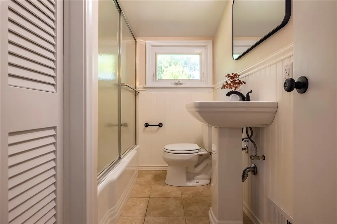 823 Chestnut Bnd, Webster, New York 14580, Webster, New York 14580, 4 Bedrooms Bedrooms, 6 Rooms Rooms,2 BathroomsBathrooms,Residential,Closed,823 Chestnut Bnd, Webster, New York 14580,0,R1631052