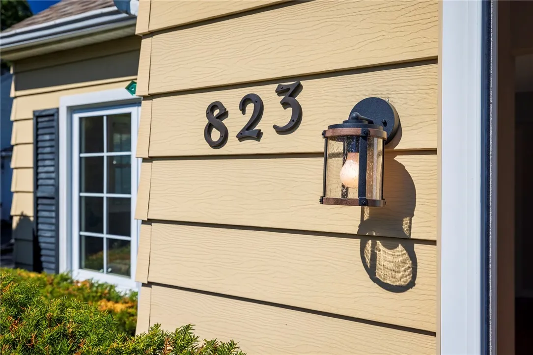 823 Chestnut Bnd, Webster, New York 14580, Webster, New York 14580, 4 Bedrooms Bedrooms, 6 Rooms Rooms,2 BathroomsBathrooms,Residential,Closed,823 Chestnut Bnd, Webster, New York 14580,0,R1631052