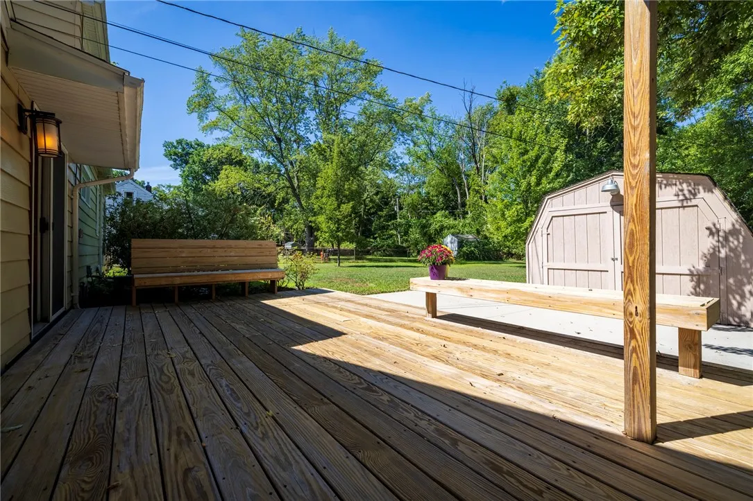 823 Chestnut Bnd, Webster, New York 14580, Webster, New York 14580, 4 Bedrooms Bedrooms, 6 Rooms Rooms,2 BathroomsBathrooms,Residential,Closed,823 Chestnut Bnd, Webster, New York 14580,0,R1631052