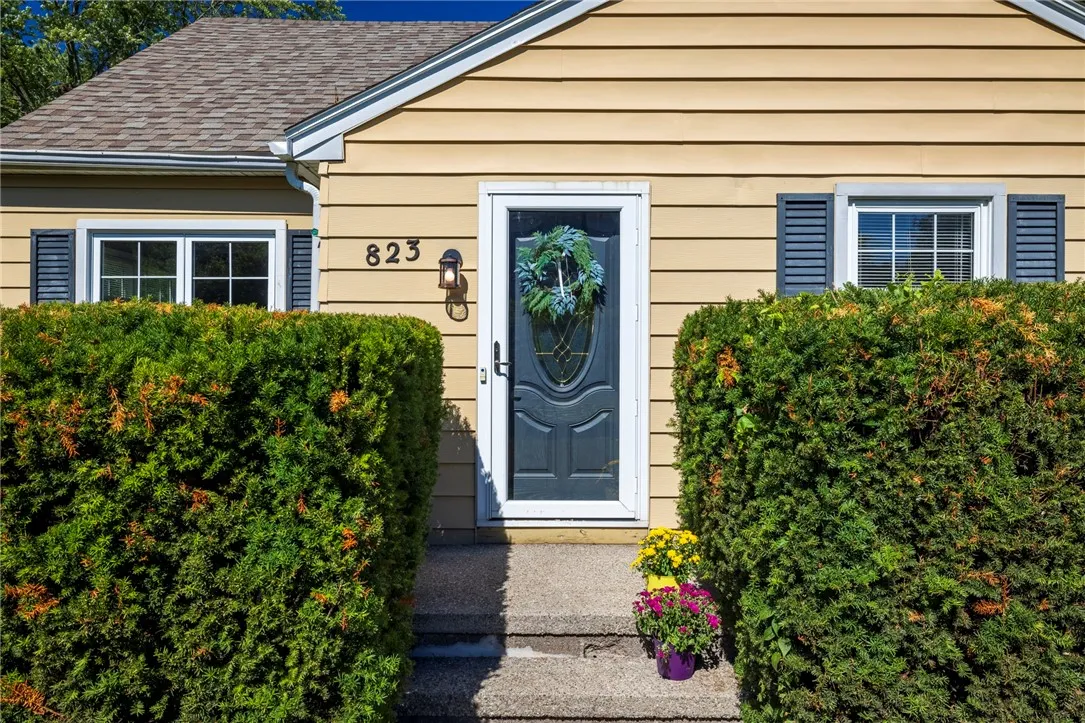 823 Chestnut Bnd, Webster, New York 14580, Webster, New York 14580, 4 Bedrooms Bedrooms, 6 Rooms Rooms,2 BathroomsBathrooms,Residential,Closed,823 Chestnut Bnd, Webster, New York 14580,0,R1631052