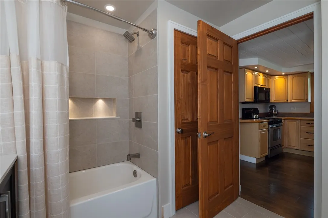 200 Wyoming Street, Warsaw, New York 14569, Warsaw, New York 14569, 3 Bedrooms Bedrooms, 7 Rooms Rooms,3 BathroomsBathrooms,Residential,For Sale,200 Wyoming Street, Warsaw, New York 14569,0,R1631609