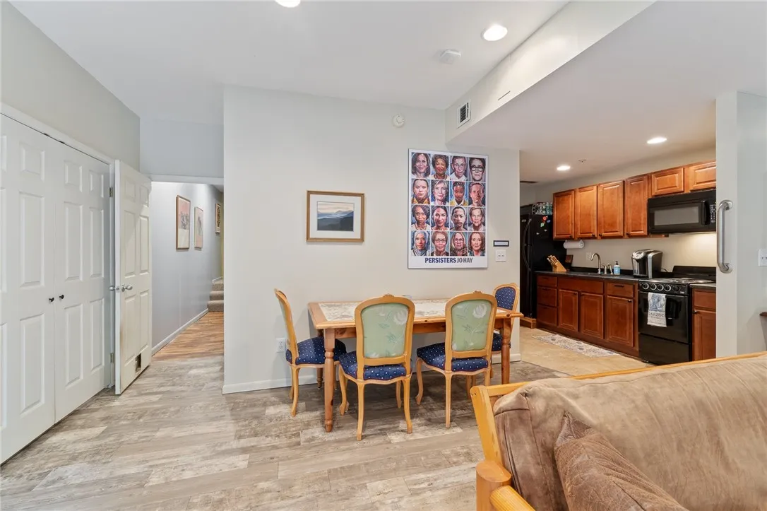 152 Homewood Lane, Irondequoit, New York 14609, Irondequoit, New York 14609, 3 Bedrooms Bedrooms, 5 Rooms Rooms,3 BathroomsBathrooms,Residential,Closed,152 Homewood Lane, Irondequoit, New York 14609,0,R1632477