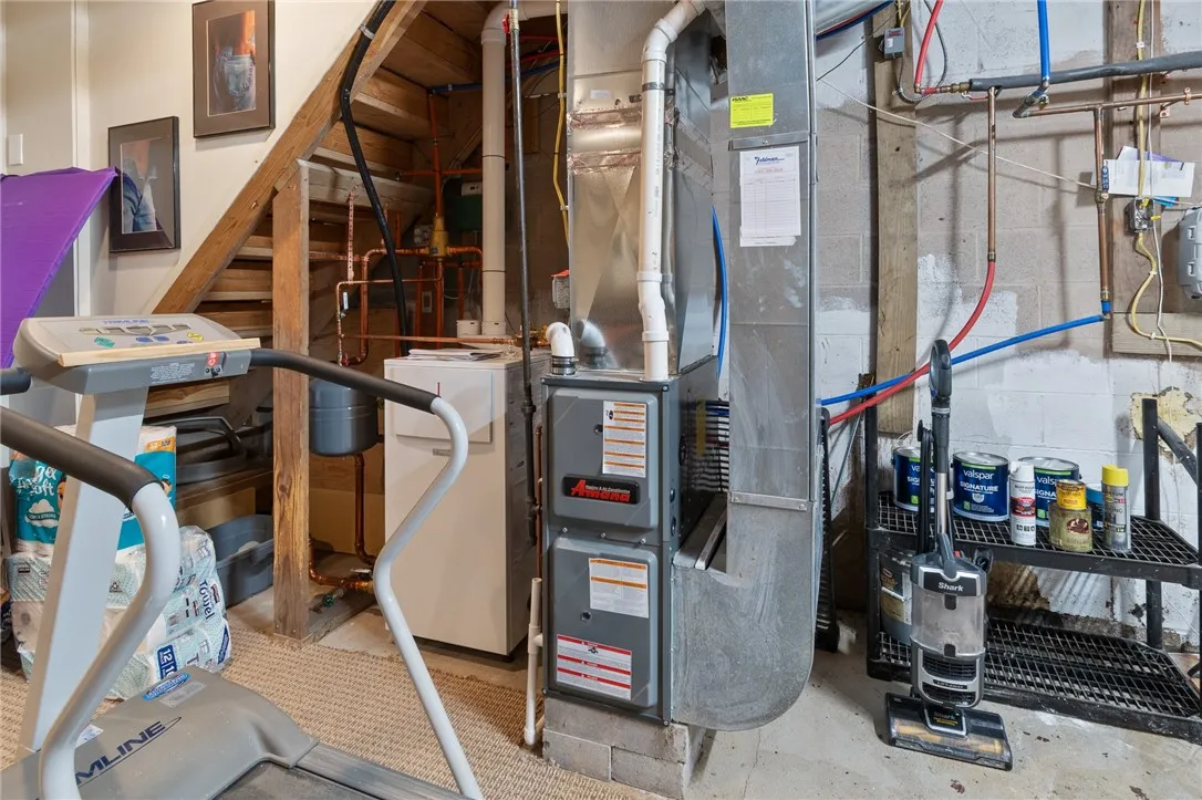 152 Homewood Lane, Irondequoit, New York 14609, Irondequoit, New York 14609, 3 Bedrooms Bedrooms, 5 Rooms Rooms,3 BathroomsBathrooms,Residential,Closed,152 Homewood Lane, Irondequoit, New York 14609,0,R1632477