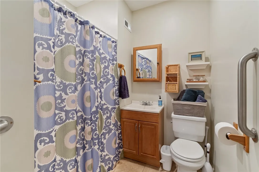 152 Homewood Lane, Irondequoit, New York 14609, Irondequoit, New York 14609, 3 Bedrooms Bedrooms, 5 Rooms Rooms,3 BathroomsBathrooms,Residential,Closed,152 Homewood Lane, Irondequoit, New York 14609,0,R1632477