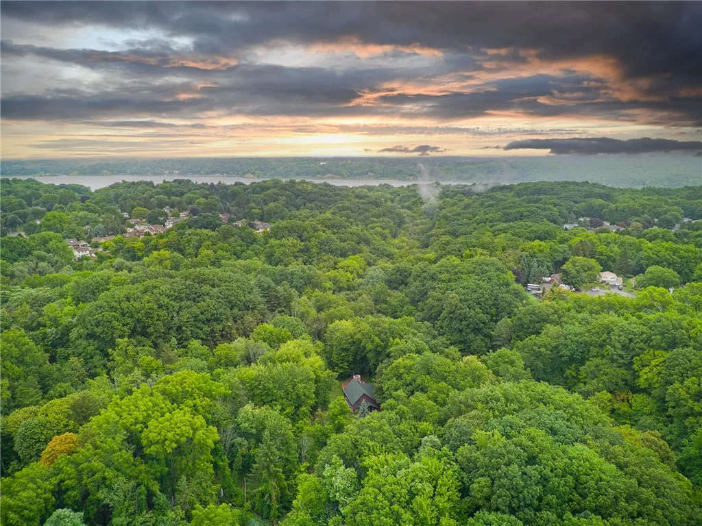 152 Homewood Lane, Irondequoit, New York 14609, Irondequoit, New York 14609, 3 Bedrooms Bedrooms, 5 Rooms Rooms,3 BathroomsBathrooms,Residential,Closed,152 Homewood Lane, Irondequoit, New York 14609,0,R1632477