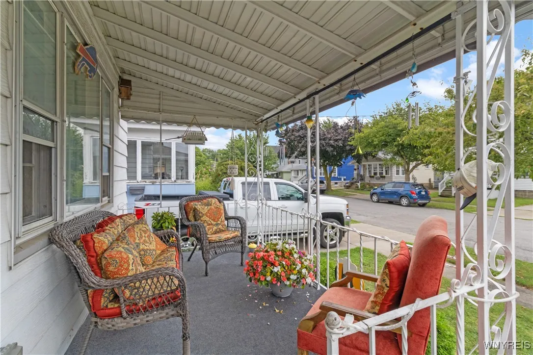 206 Geary Street, Buffalo, New York 14210, Buffalo, New York 14210, 3 Bedrooms Bedrooms, 6 Rooms Rooms,1 BathroomBathrooms,Residential,For Sale,206 Geary Street, Buffalo, New York 14210,0,B1631984