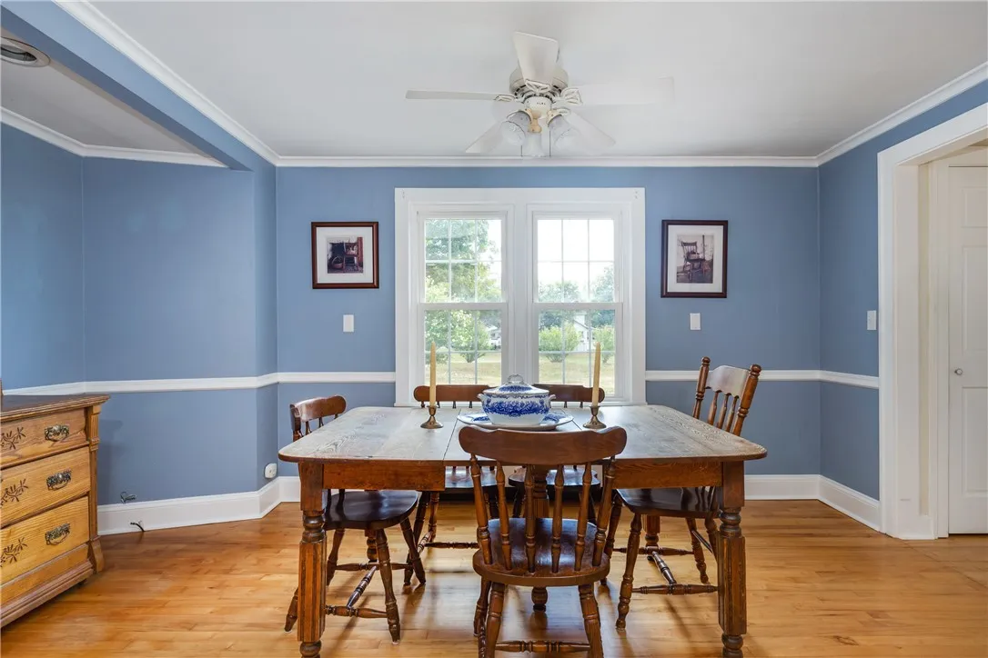 Dining room area adjacent to the Kitchen